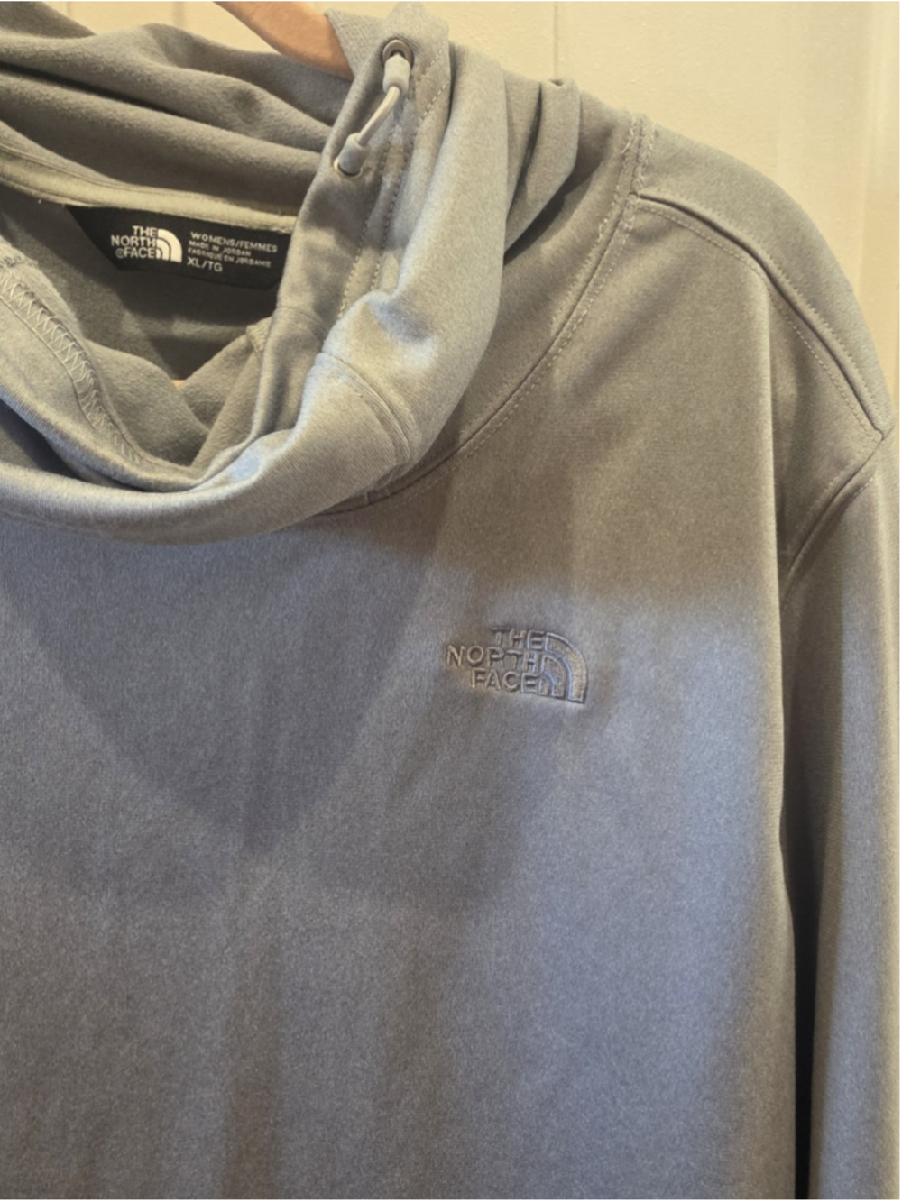 The North Face Women's FlashDry Cowl Neck Pullover Gray Sz XL Moisture Wicking - Picture 4 of 7